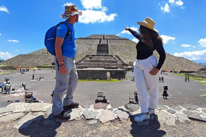 Teotihuacan Hot Air Balloon private or group tour