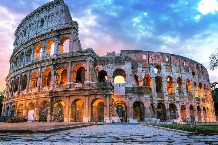 Fiumicino Airport Arrivals Private Transfer Free with private half day tour of Rome