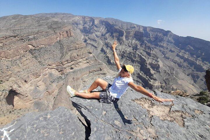 Nizwa Fort-Nizwa Souq-Al Hamra-Jebel Sham-Private Full Day Tour