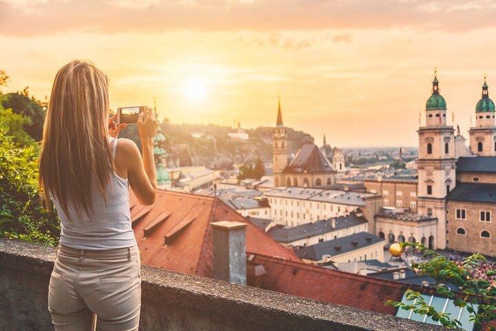 Prague to Salzburg Transfer with 3 hours stop in Cesky Krumlov