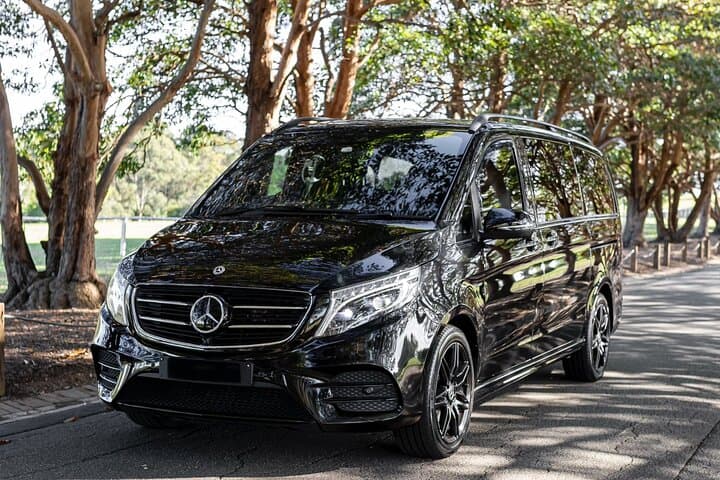 Sydney Airport Arrival Transfer - Mercedes V-Class - Meet & Greet