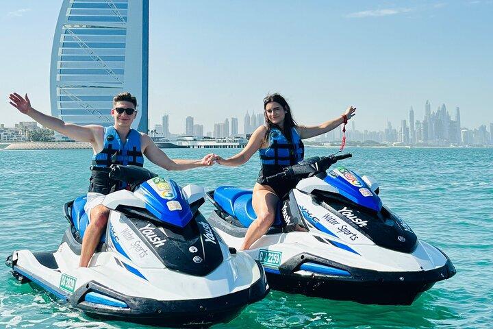 Dubai Jetski Tour of Burj al Arab and Burj Khalifa 45Min.