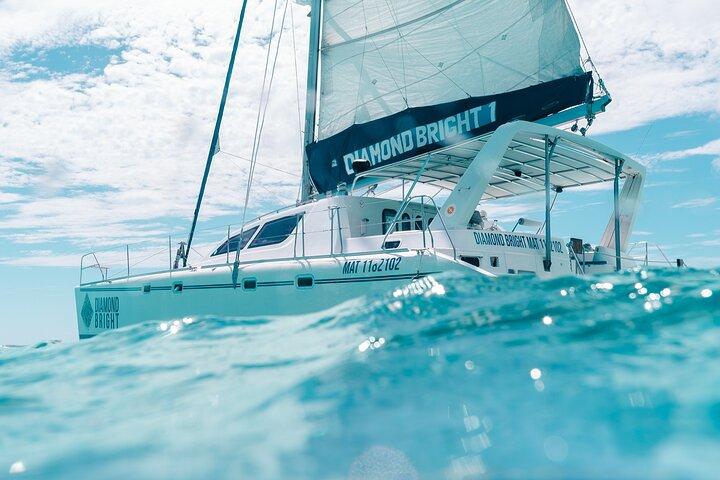 Luxury Catamaran tour to Isla Mujeres with transportation from Playa del Carmen