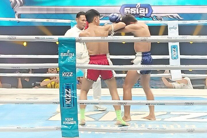 Watch Live Khmer Traditional boxing in Phnom Penh