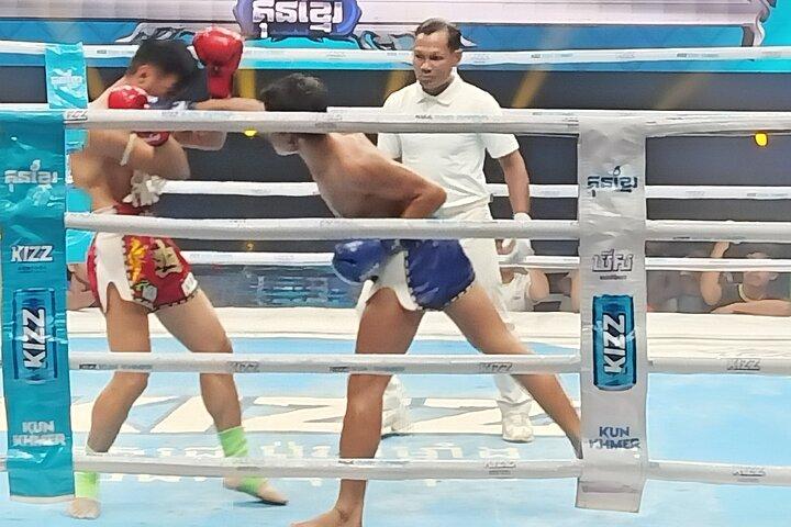 Watch Live Khmer Traditional boxing in Phnom Penh