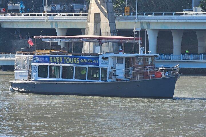 Cruise to Lunch Package: 10:30am – 2pm (3.5hr)