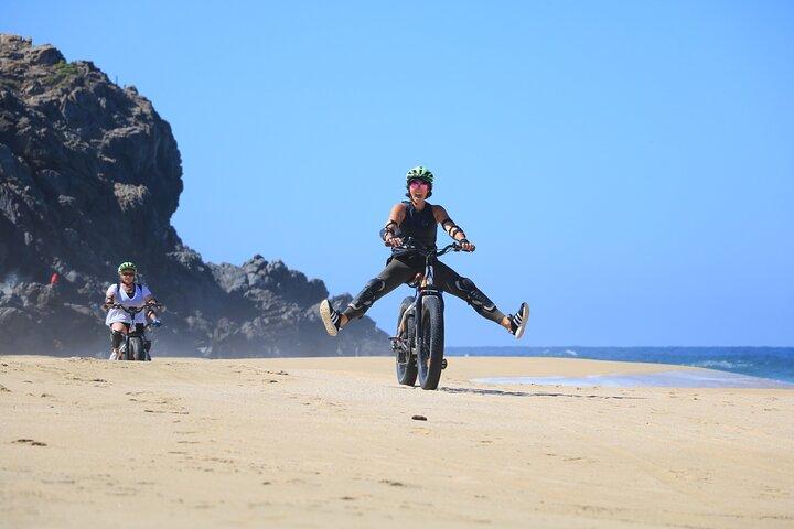 Cabo Electric Bike Beach Adventure with Margaritas and Lunch