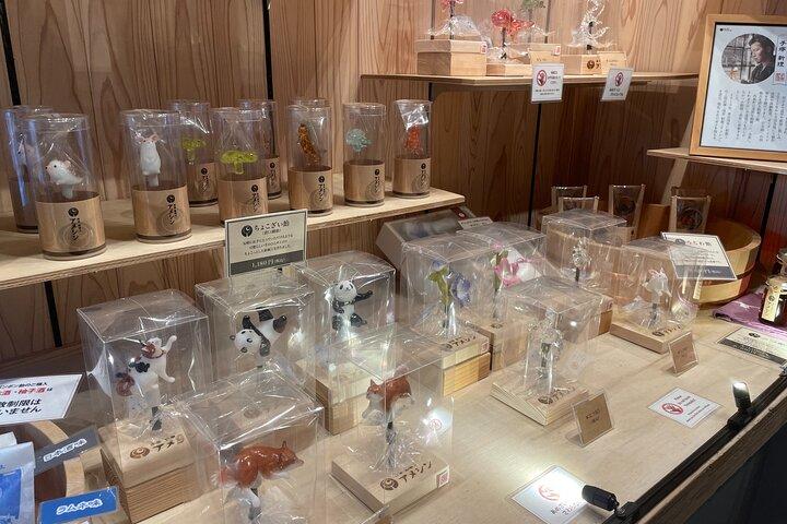 Tokyo: Asakusa Traditional Candy Sculpture making experience
