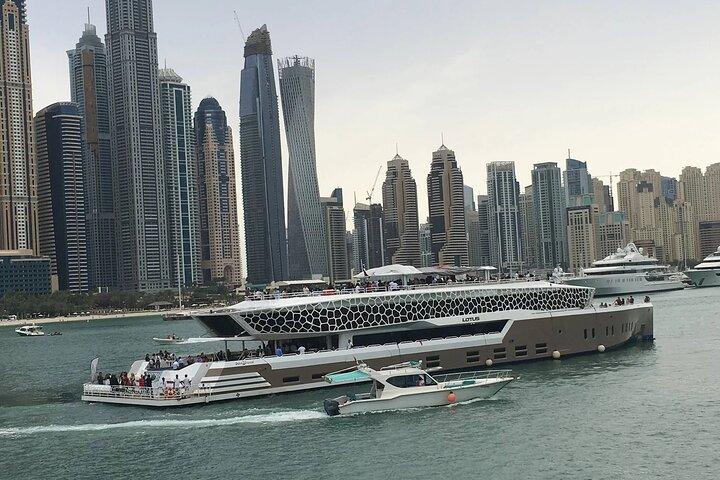 6 Days and 5 Nights Dubai and Abu Dhabi Tour