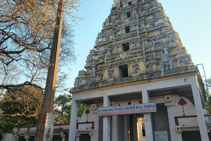 Bangalore Private City Car Tour with Guide and Lunch