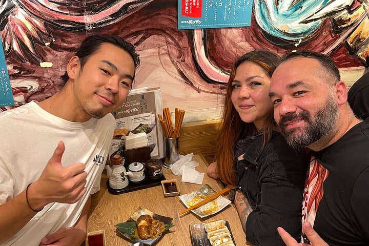 Tokyo VIP Hidden Food & Bar Night - Private Local Experience
