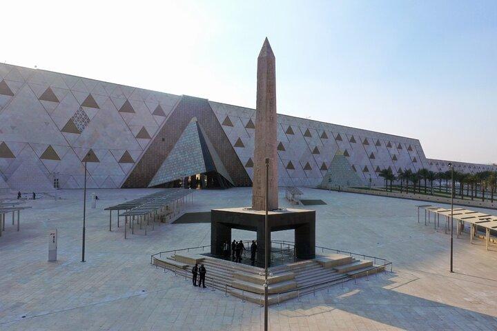 Full Day Tour To Pyramids of Giza and The Grand Egyptian Museum
