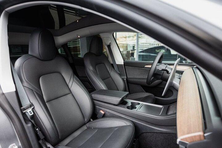 Private Transport from Charles de Gaulle Airport to Paris