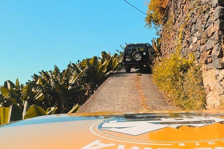 Jeep Safari 4x4 West Madeira - Porto Moniz - Fanal - Cabo Girão
