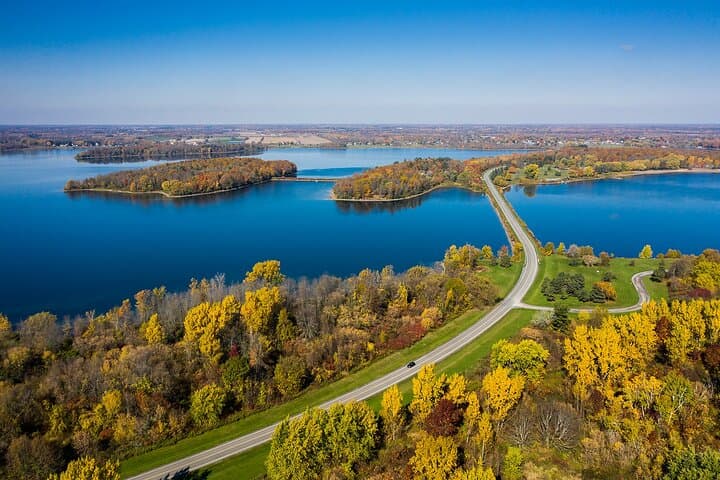 Niagara Falls, Toronto and 1000 Islands, 3 Day Tour from NYC