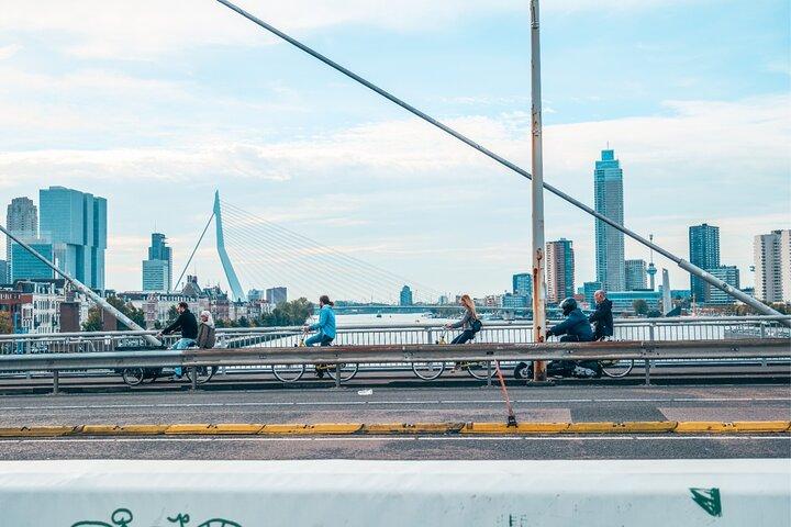 Discover Rotterdam: Classic Highlights Bike Tour with a Local