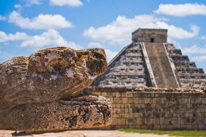 Chichen Itza guided, transport and lunch + cenote and Valladolid.