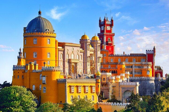 Group Tour to Sintra, Pena, Regaleira, Cabo da Roca & Cascais