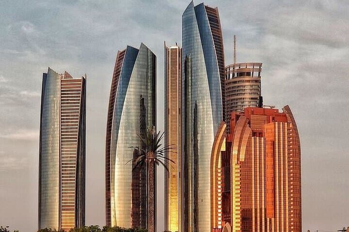 Abu Dhabi Premium Full-Day Sightseeing Tour From Dubai