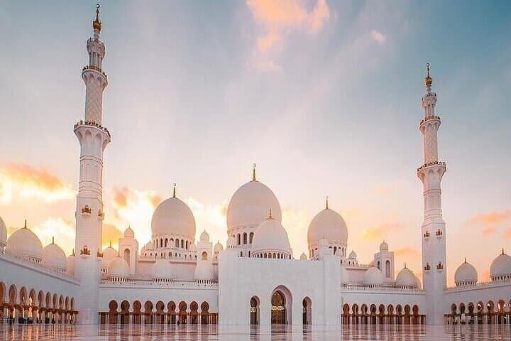 Abu Dhabi Premium Full-Day Sightseeing Tour From Dubai