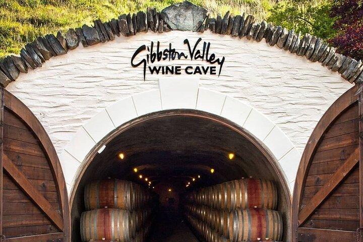 Queenstown Wine Tour + Wine Cave (Adults Only) Kiwi Host, Max 10