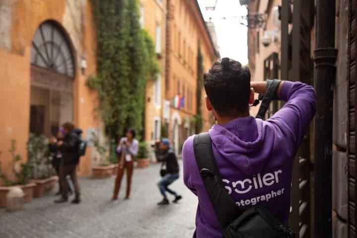 Rome: Your Own Private Photoshoot at the Trevi Fountain