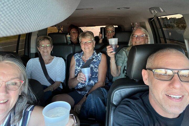 Private Nashville to Memphis Graceland Day Trip up to 7 Guests