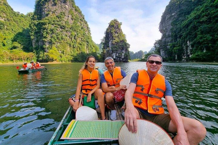 Private Day Trip to Ninh Binh: Mua Caves, Trang An & Hoa Lu