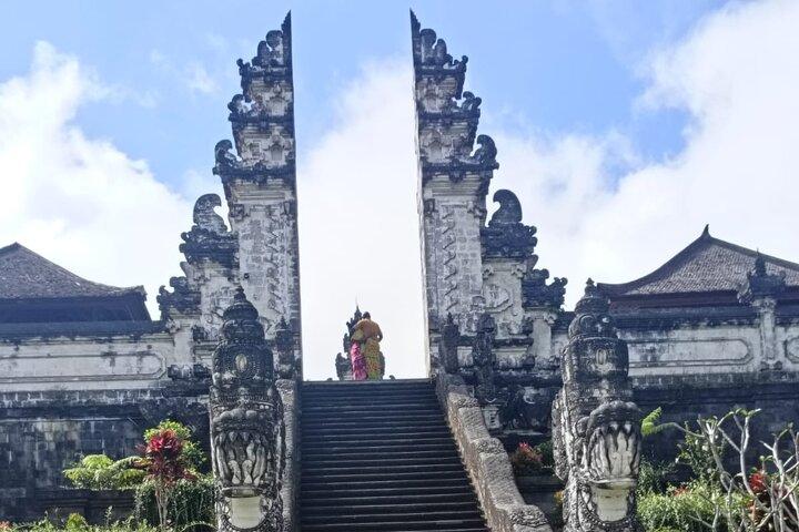 Lempuyang Tirta Gangga East Bali Photo Spot Private Guided Tour