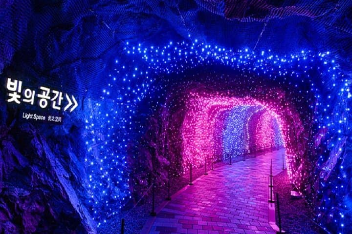 Suwon Hwaseong+Gwangmyeong Cave+Starfield Library from Seoul