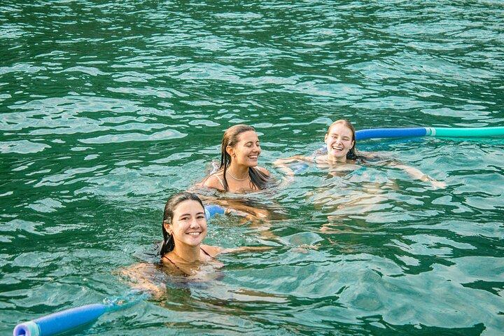 Shared Tour in Vela Catamaran - Velas do Rio
