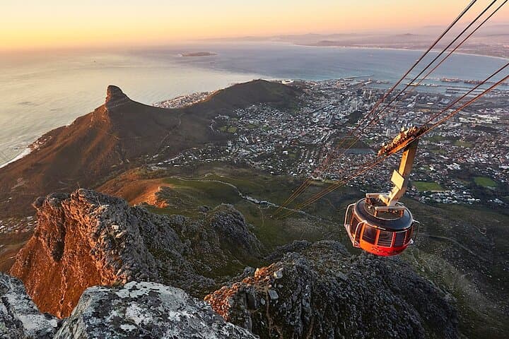 Cape Town Adventure Land, Sea and Sky Tour with Robben Island