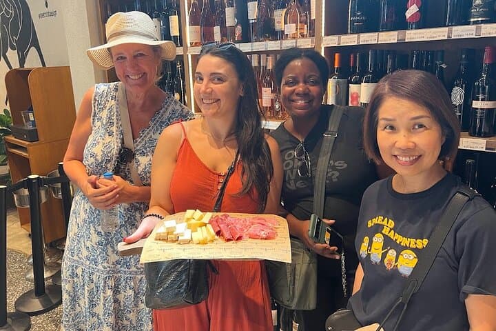 Acropolis Food Tour with a Local Friend