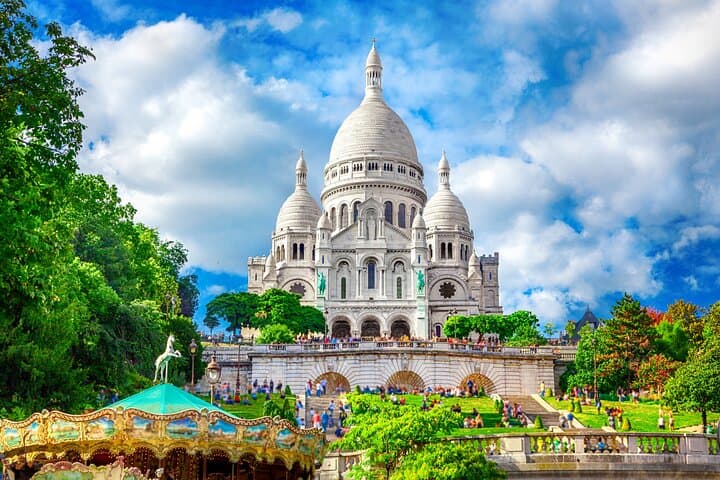 Private transfer from Amsterdam to Paris, 2h Stop in Brussels