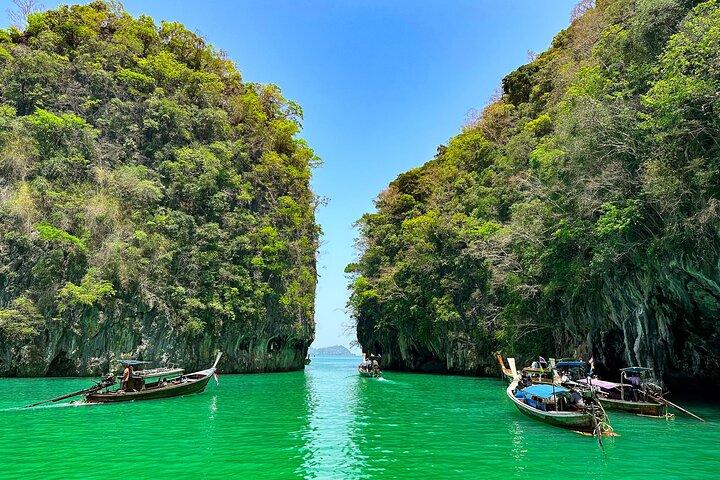 Hong Island Day Tour by Speedboat from Krabi