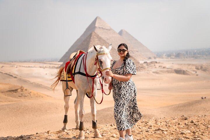 Female Guided Tour: Grand Egyptian Museum, Giza Pyramids, Bazaar