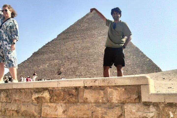 Full Day tour Giza Pyramids and The New Grand Egyptian Museum GEM
