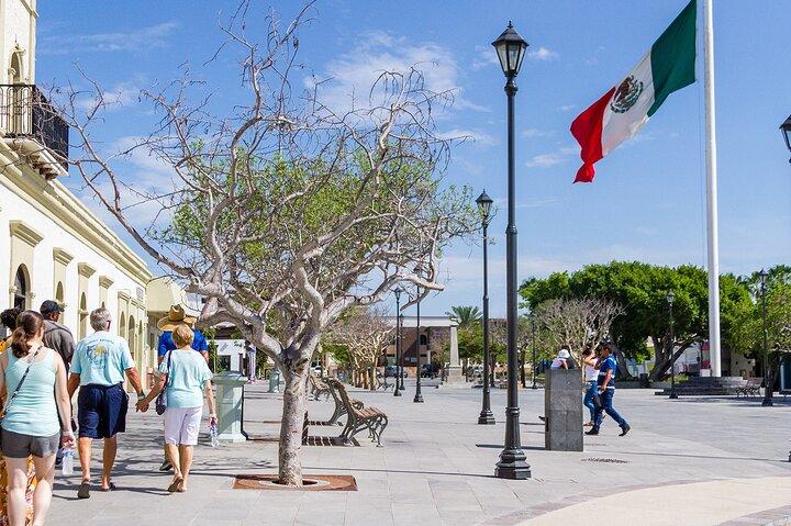 Thursday's Art Walk in San Jose del Cabo