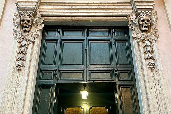 Ghosts Legends and Mysteries of Rome Walking Tour