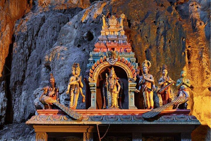 Kuala Lumpur Batu Caves Thean Hou Temple and National Mosque