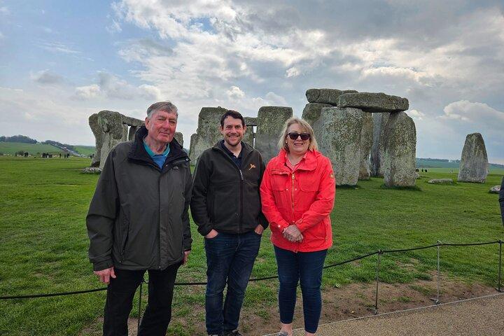 Transfer from Heathrow to Southampton via Windsor and Stonehenge