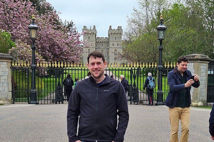 Transfer from Heathrow to Southampton via Windsor and Stonehenge