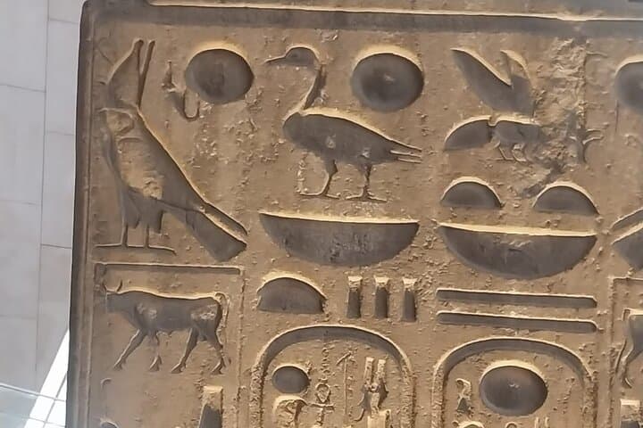 Memphis, Saqqara, Dahshur Pyramids & Tombs in a Private Day Tour
