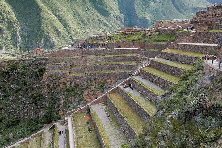 Sacred Valley & Salt Flats Tour (A Journey to the Heart of the Incas)