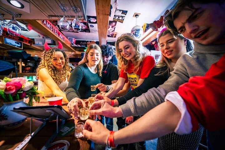 New Year's Eve Pub Crawl With Optional Club Entrance