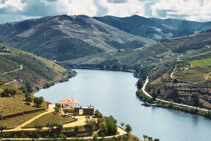 Lisbon to Douro Valley Region Private and Direct Transfer
