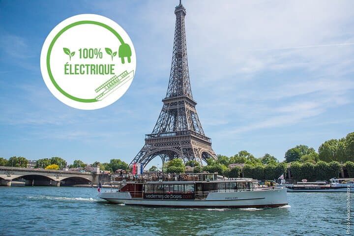 Seine River Guided Cruise by Vedettes de Paris