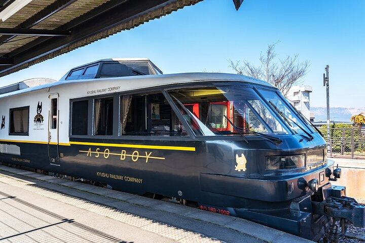 Kyushu Day Tour:Aso Boy Scenic Train, Aso Volcano,Kumamoto Castle