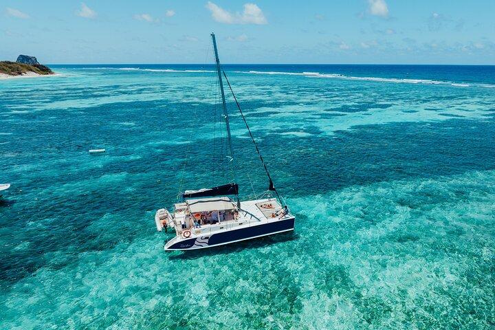 Mauritius Catamaran to Coin de Mire & Gabriel Island - F&B Inc.
