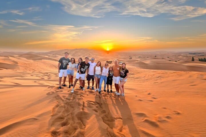 Dubai Red Dunes Desert Safari: BBQ, Premium Camp & 5 Live Shows
